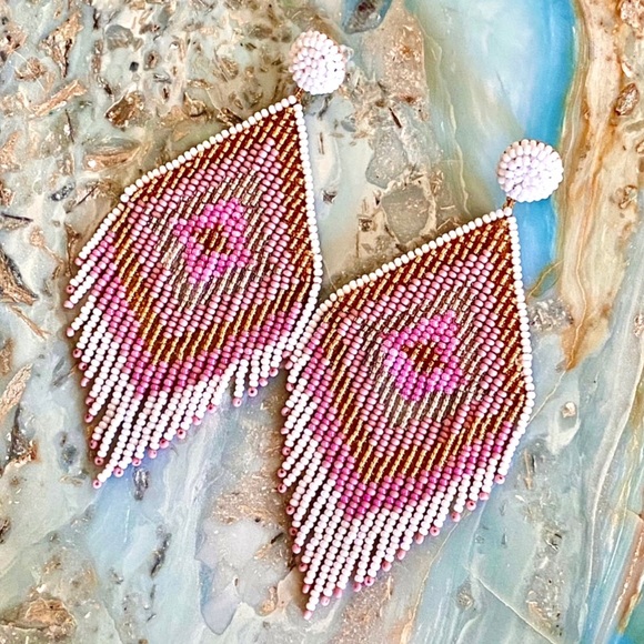 🌺🎉HP🎉🌺 NWT Deepa Gurnani Beaded Diamond Fringe Chandeliers - Picture 2 of 16